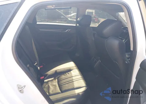 2020 Honda Accord Touring z USA, uszkodzony, nr VIN 1HGCV2F95LA005291